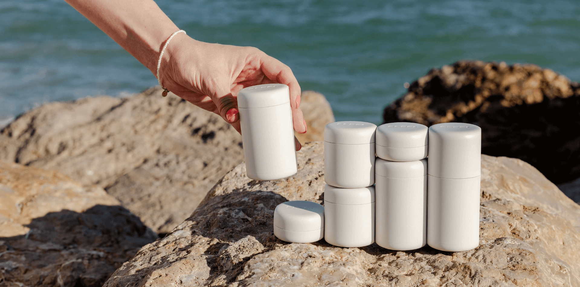 <p>Reisecontainer <br/>für <em>jedes</em> Abenteuer</p>